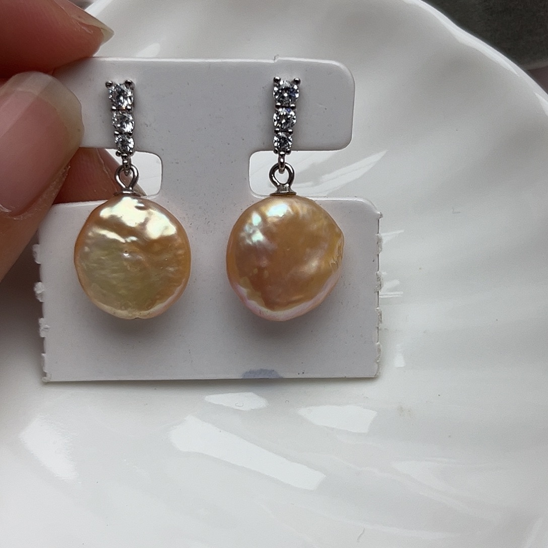 淡水珍珠耳饰未镶嵌