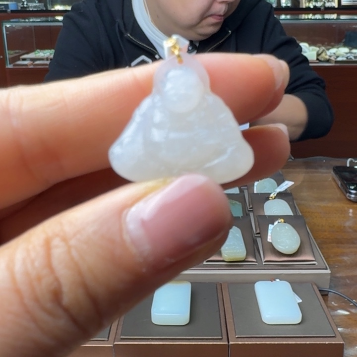 和田玉吊坠(不含链)18K金镶嵌