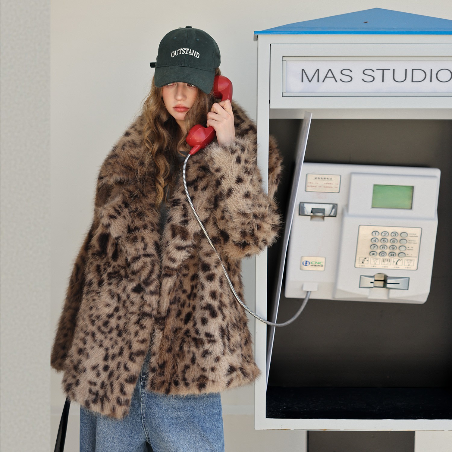 人造皮草 豹纹中长款西装时髦年轻款人造皮草洋气休闲加厚大衣