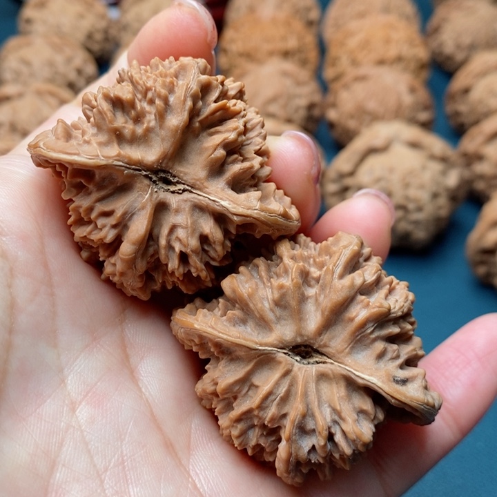 文玩核桃把件44满天星