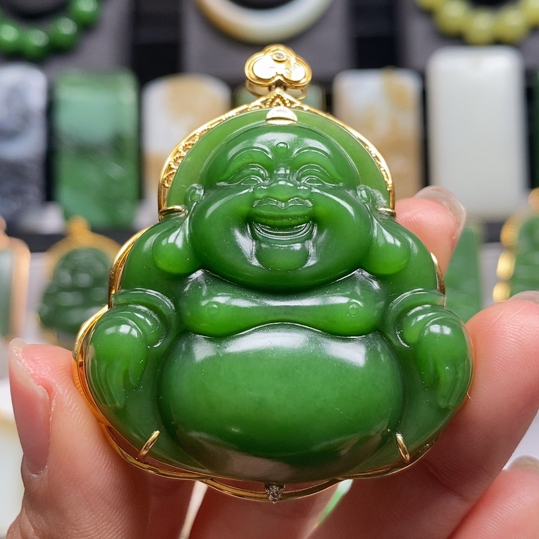 和田玉颈饰18K金镶嵌