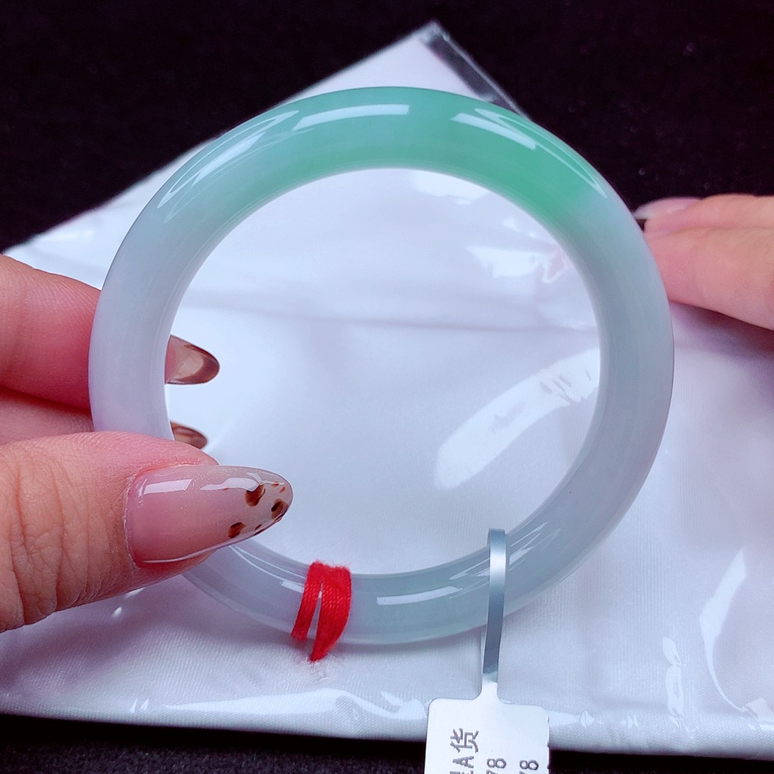 翡翠未镶嵌手镯天然缅甸翡翠A货玉手镯