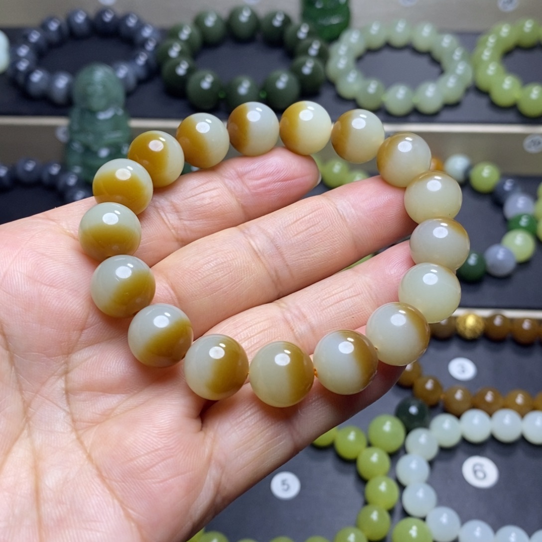 和田玉未镶嵌手链