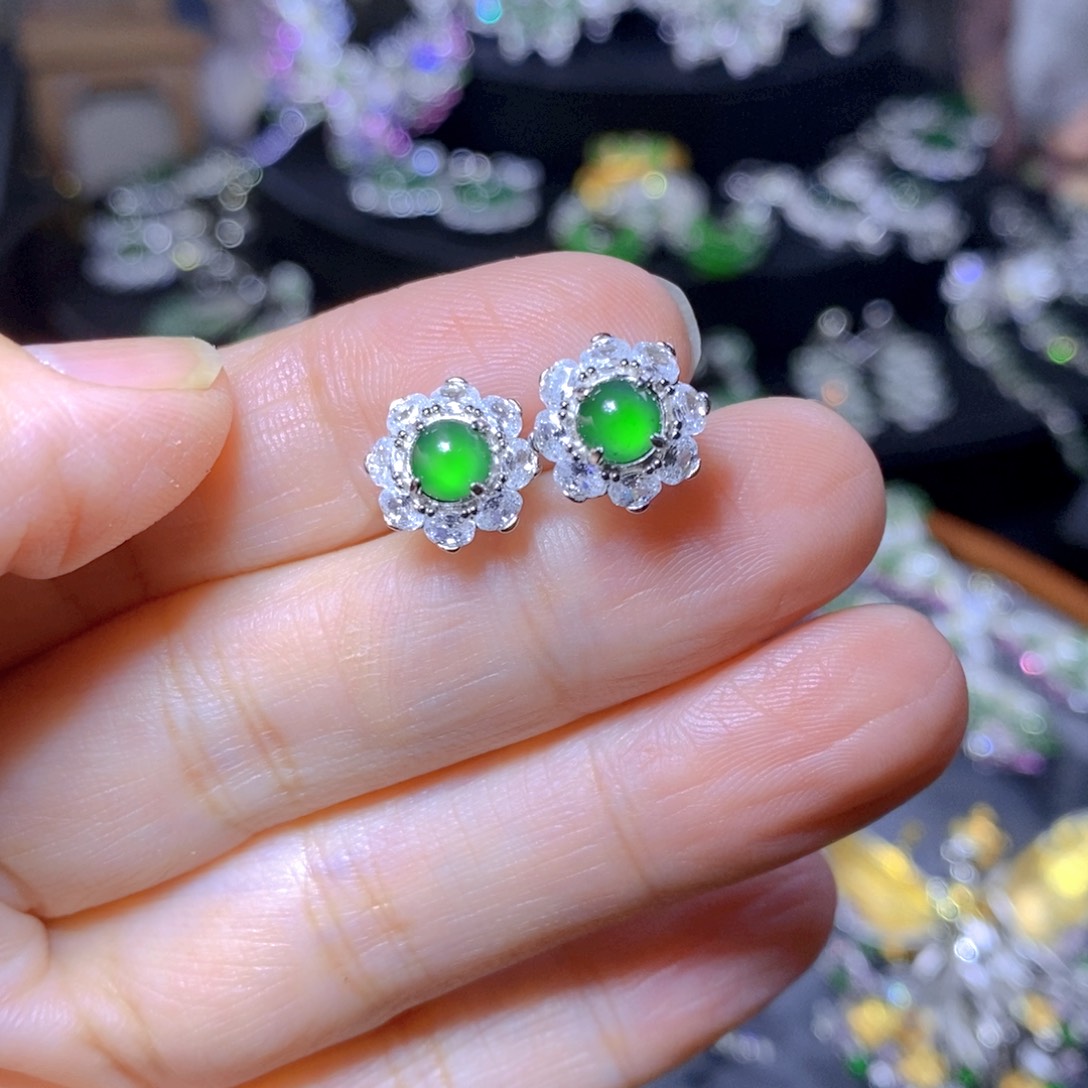 翡翠耳饰银S925镶嵌天然翡翠