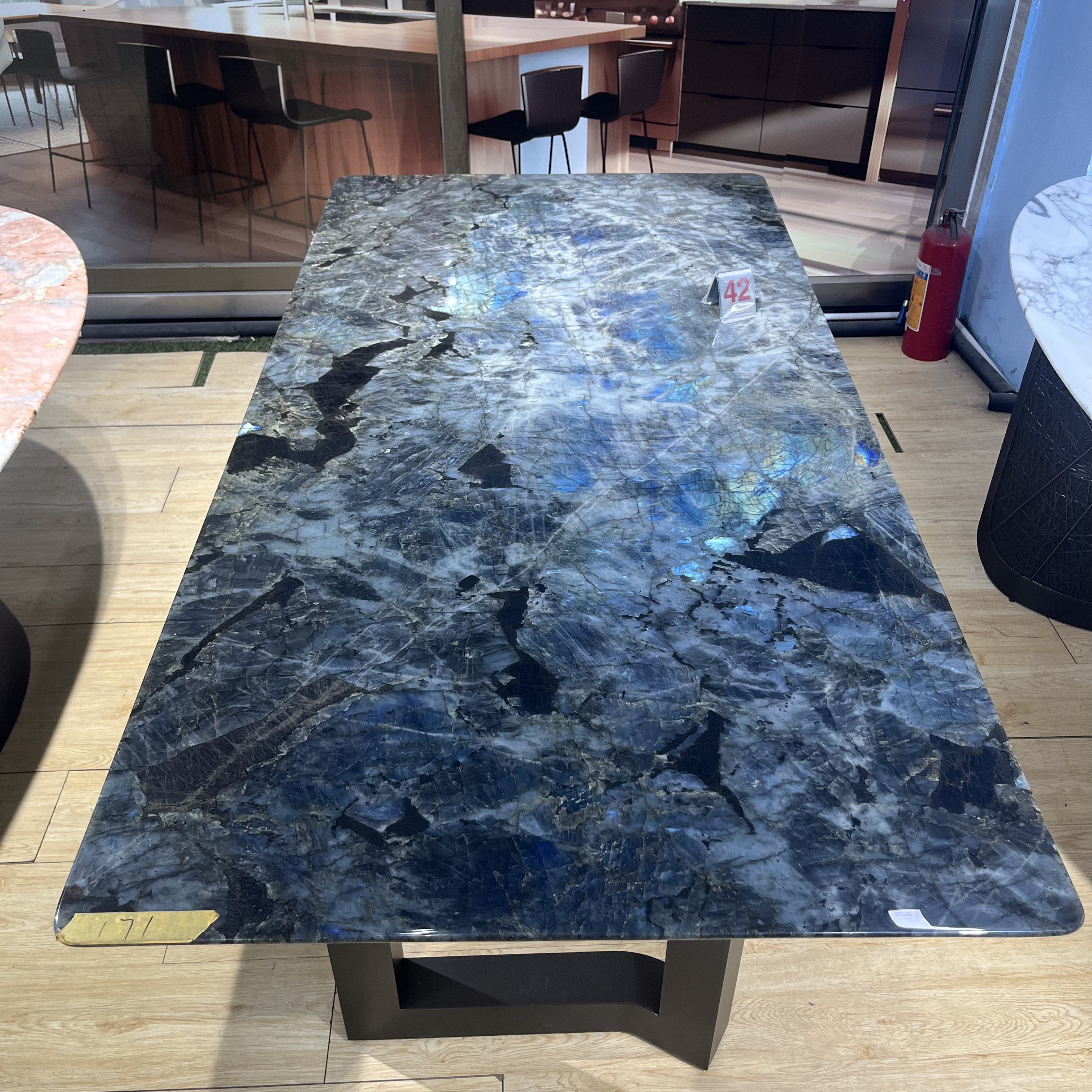 光电彩虹天然奢石餐桌蓝翡翠1.8米长桌现货