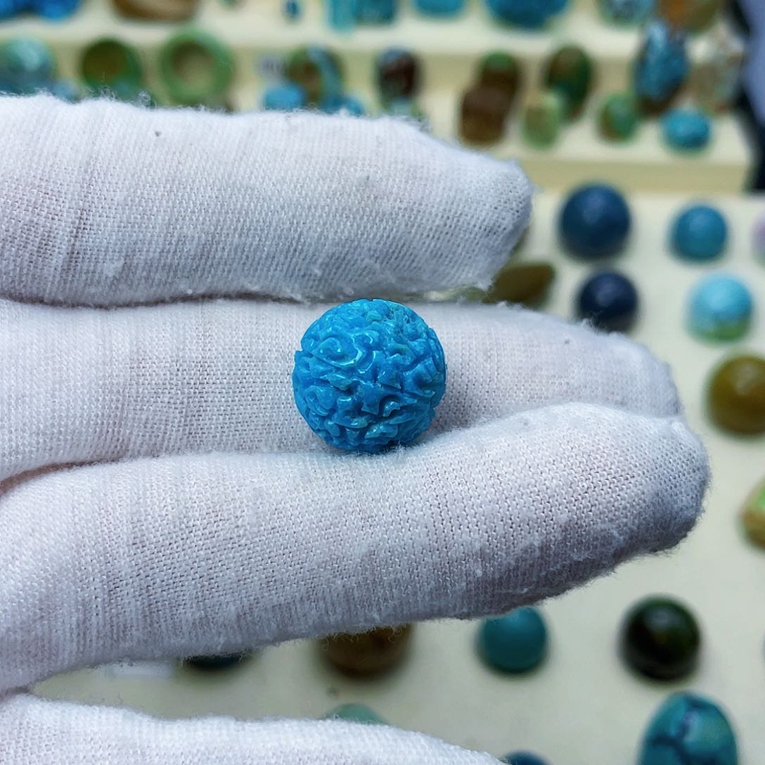 绿松石颈饰未镶嵌