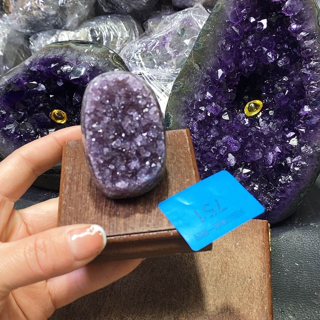 水晶大型摆件（非配饰）未镶嵌