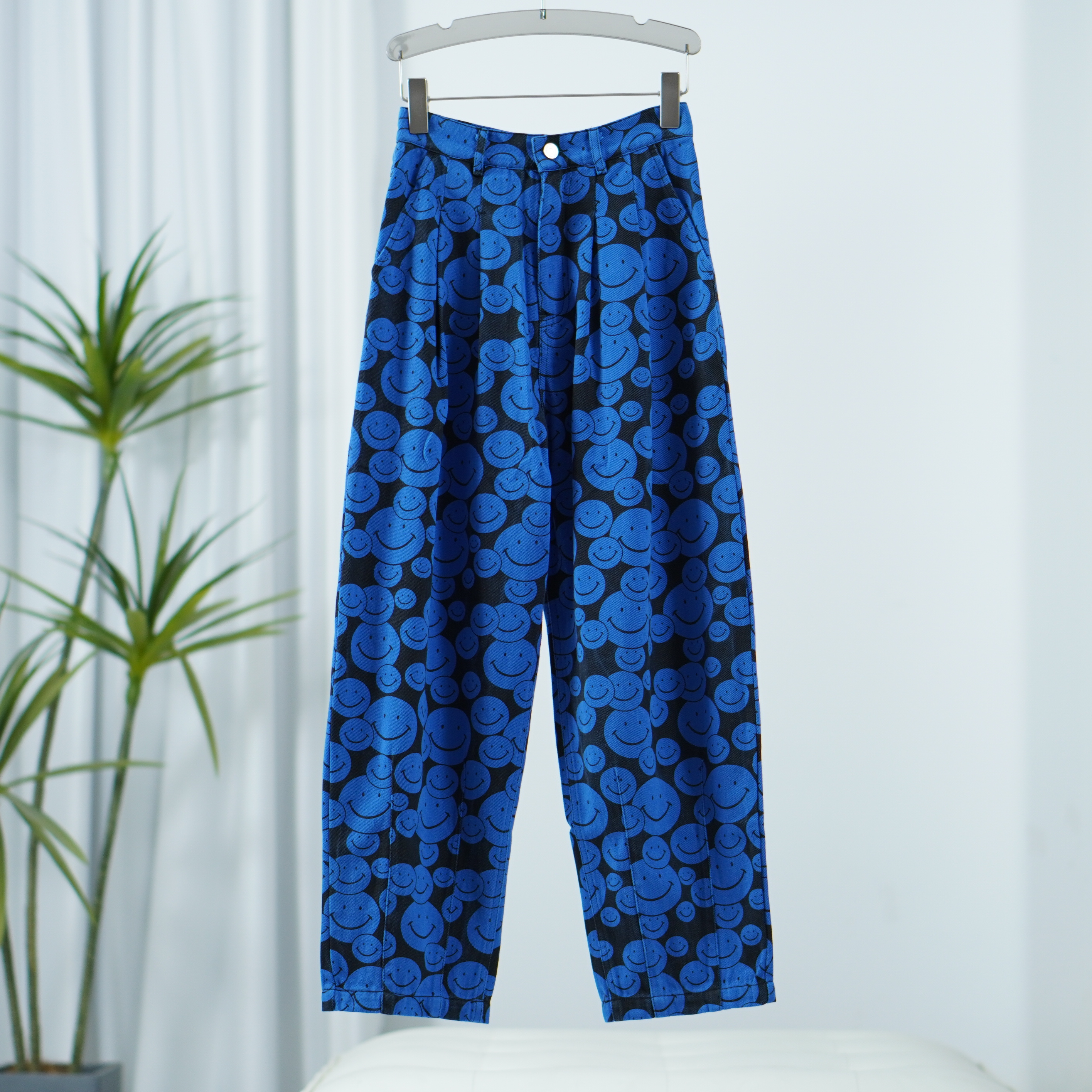 尚系列  S322-5 女装秋笑脸牛仔裤蓝色SS10R71