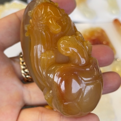 【闪购商品】石英质玉（黄龙玉）未镶嵌颈饰