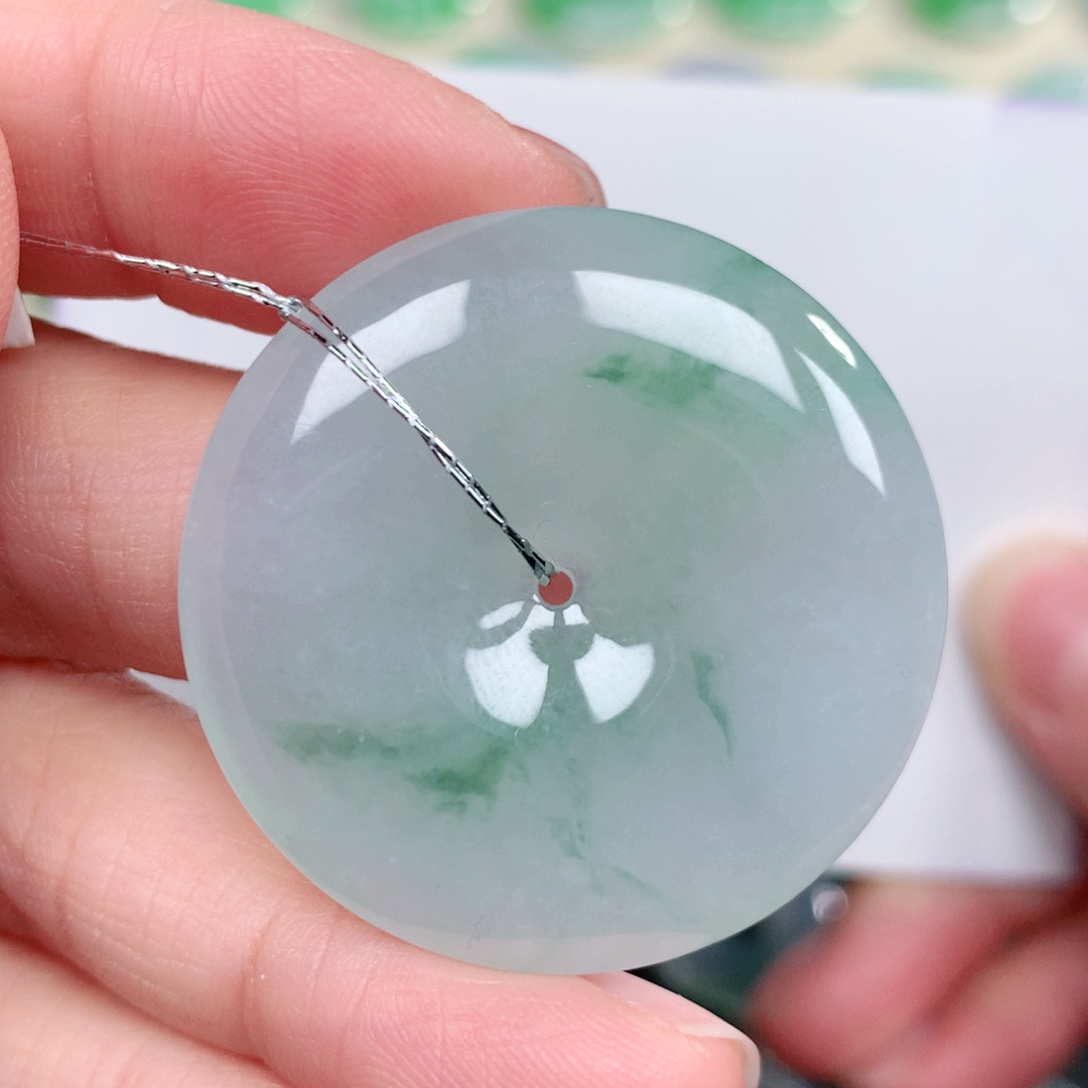 翡翠未镶嵌颈饰35-6.3