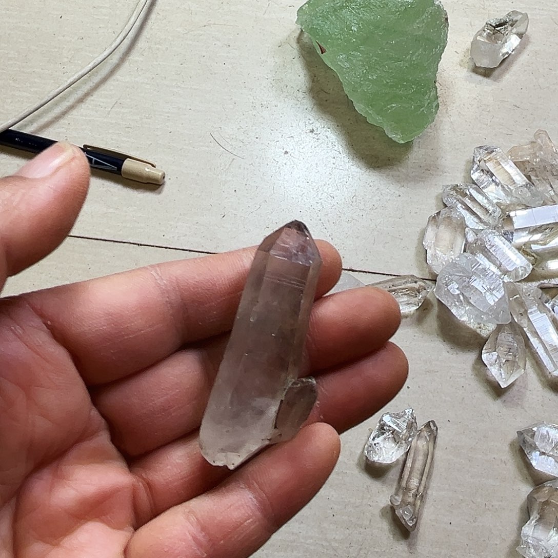 @***憨水晶未镶嵌珠宝半成品