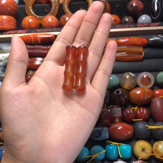 玛瑙/玉髓颈饰合金