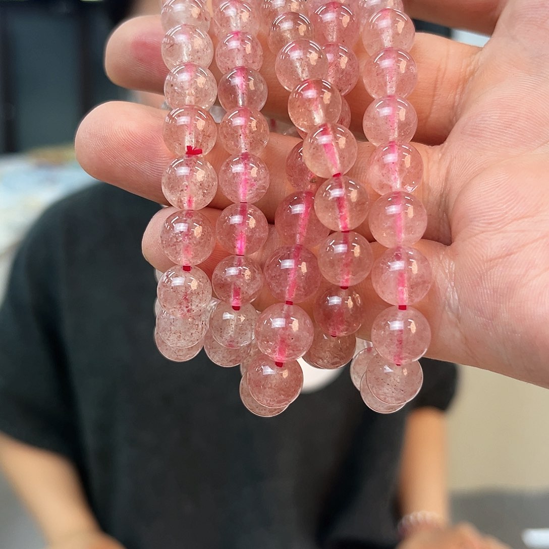 水晶手串未镶嵌草莓晶手串