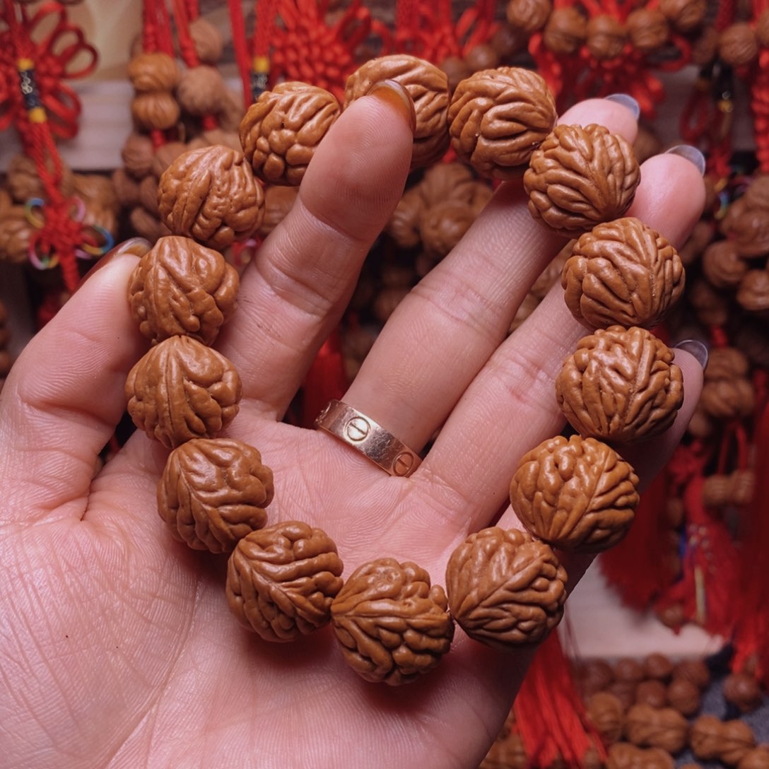 吊坠桃核龙纹桃枭