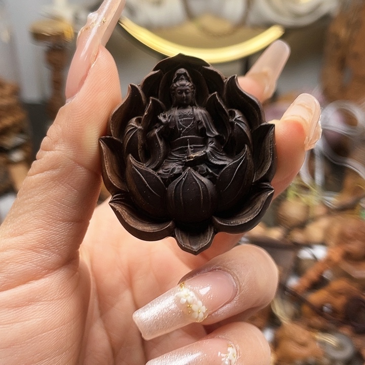 檀香木莲花观音老山檀香