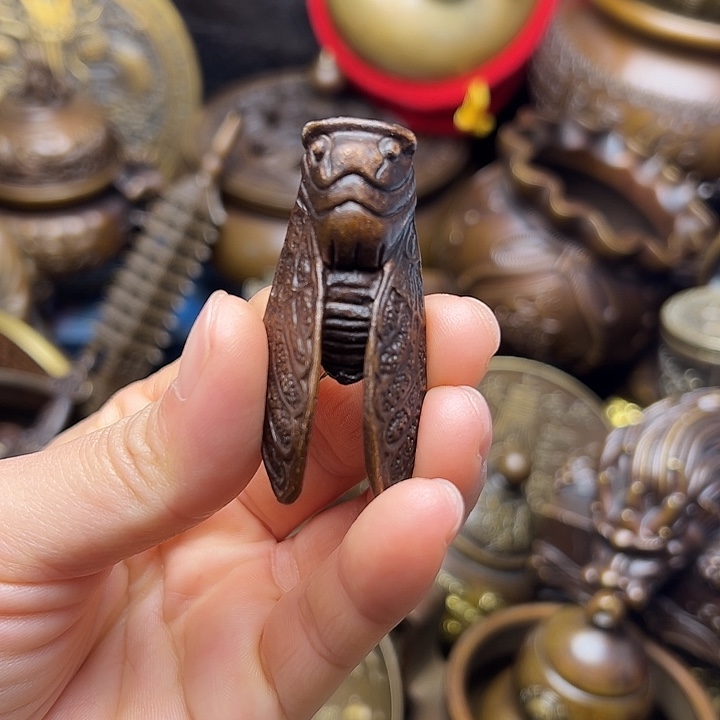 铜器摆件老王直播间