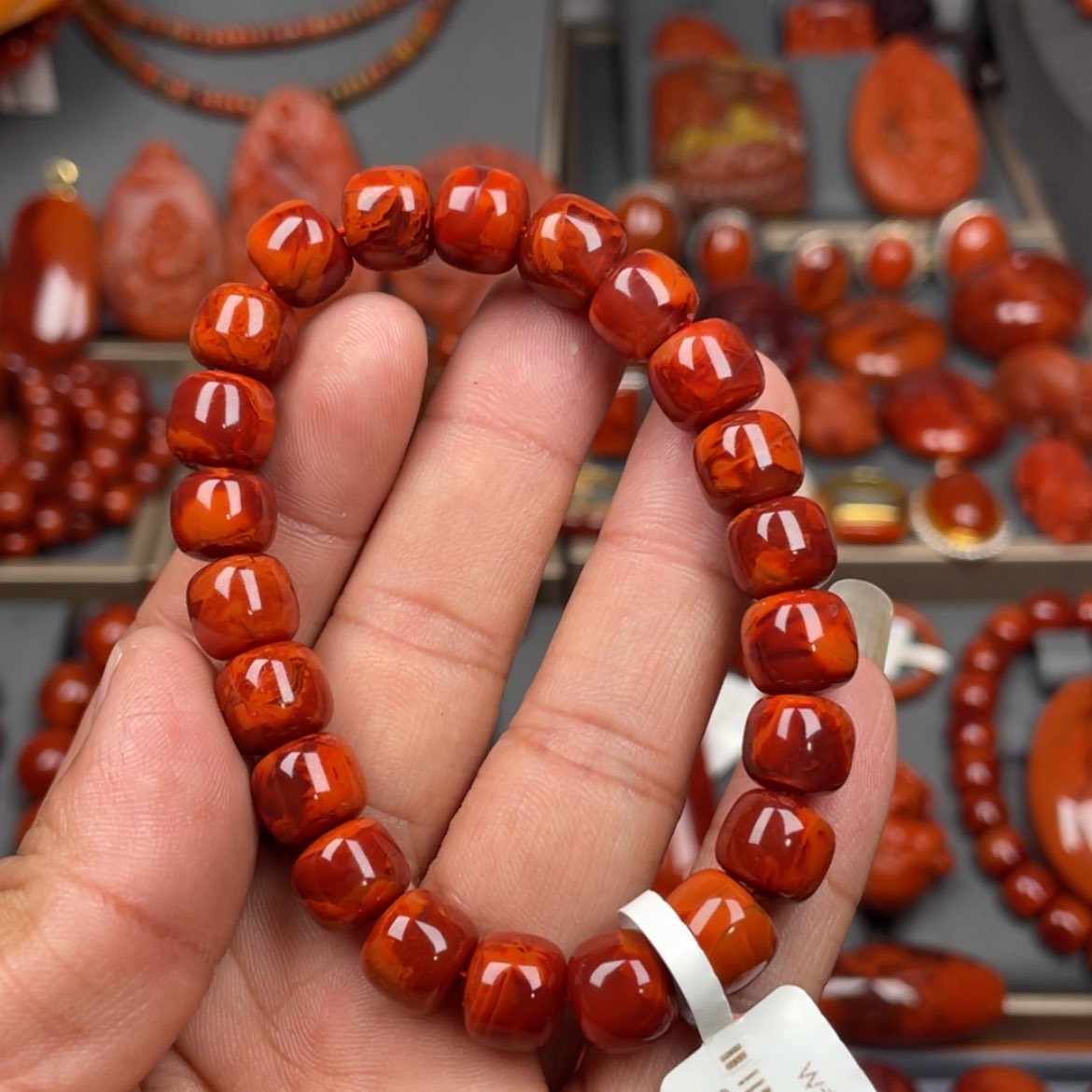 【闪购商品】南红玛瑙珠宝奇石未镶嵌单圈9