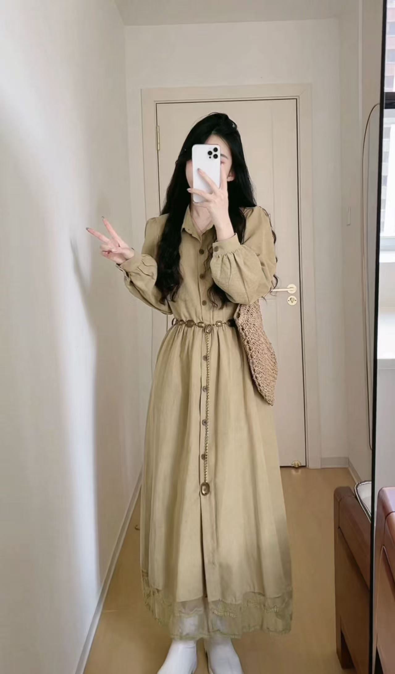 AN.XIN【雪顶泡芙】韩系超好看蕾丝下摆 小众简约连衣裙20254