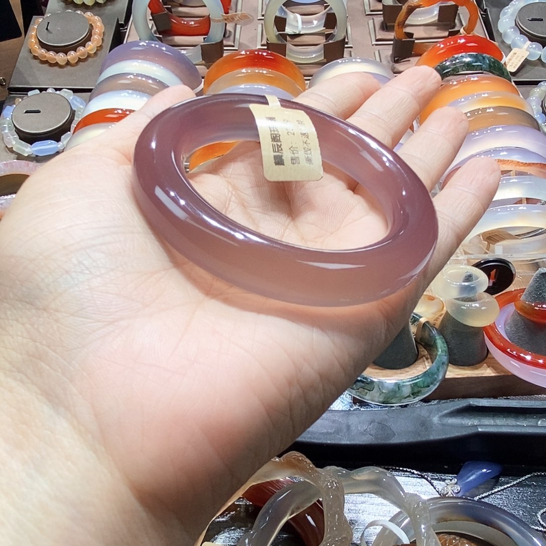 J***楠玛瑙/玉髓手镯未镶嵌