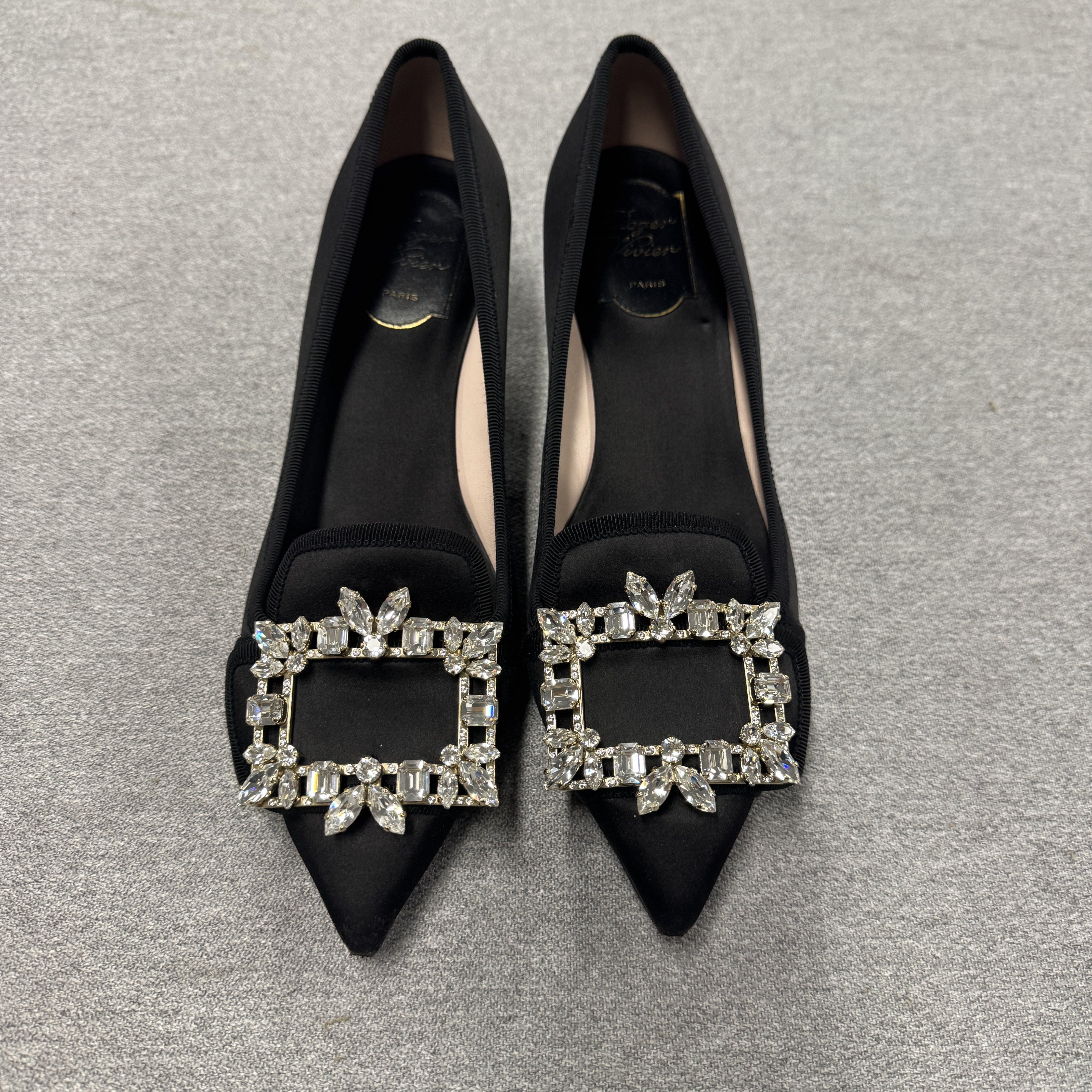 95新 Roger Vivier/罗杰·维威耶 麦殿/高跟38码/250216VGLVH55