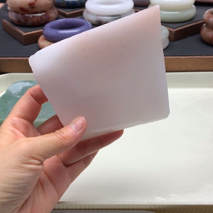 石英岩玉未镶嵌手镯