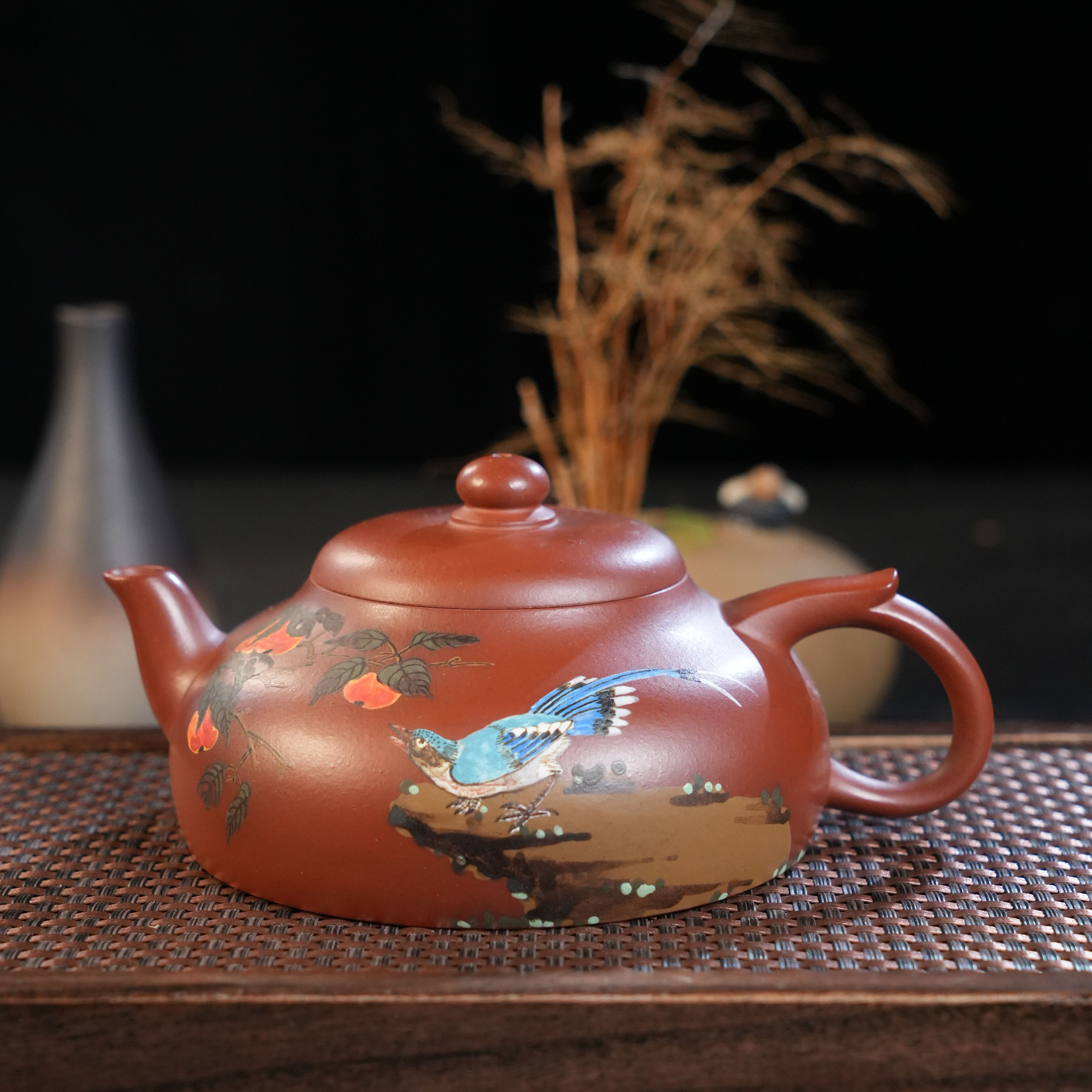 WJ-019   吴吉   宜兴手工紫砂  飞把半月