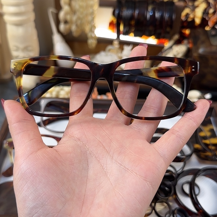 琉璃纯铜合金瑕疵