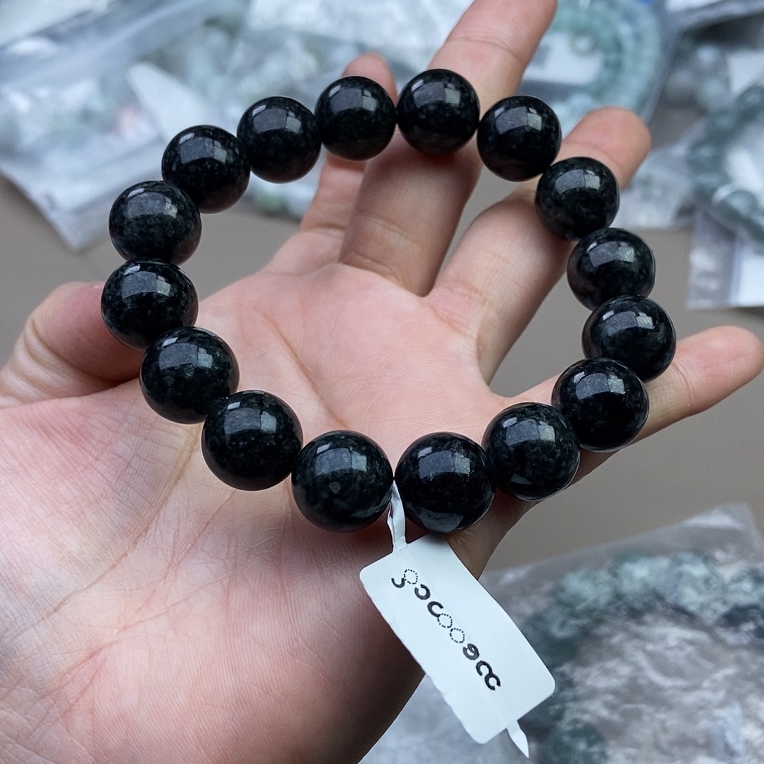 定制翡翠未镶嵌翡翠翡翠