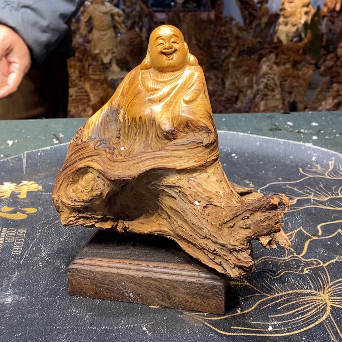 柏木（崖柏）弥勒根雕