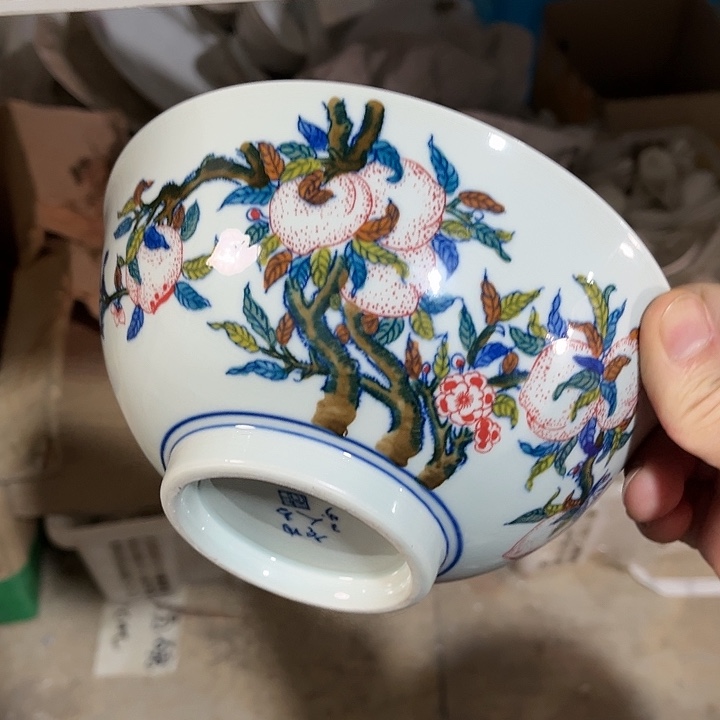 瓷片//////直径17厘米。绿。