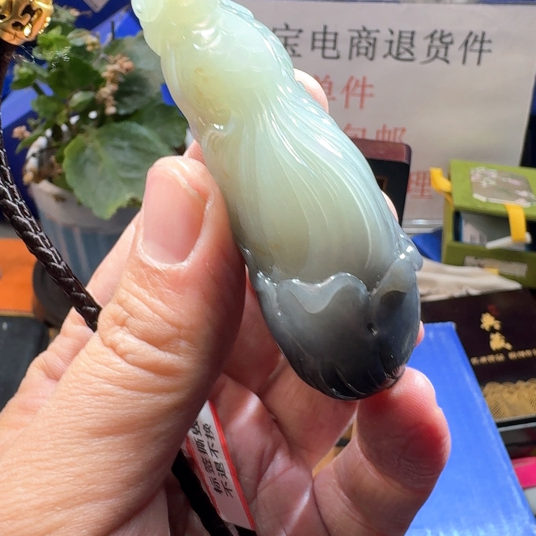 和田玉（糖玉）未镶嵌颈饰