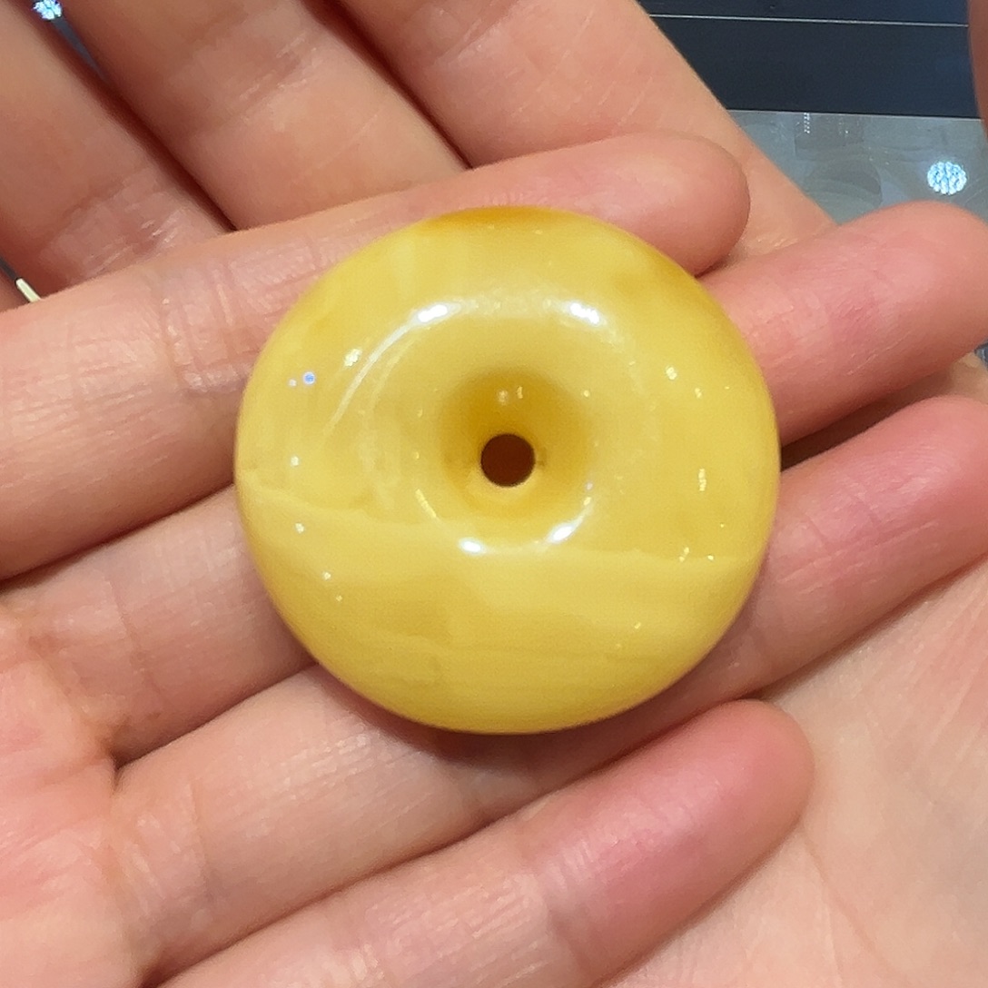 琥珀颈饰未镶嵌蜜蜡平安扣