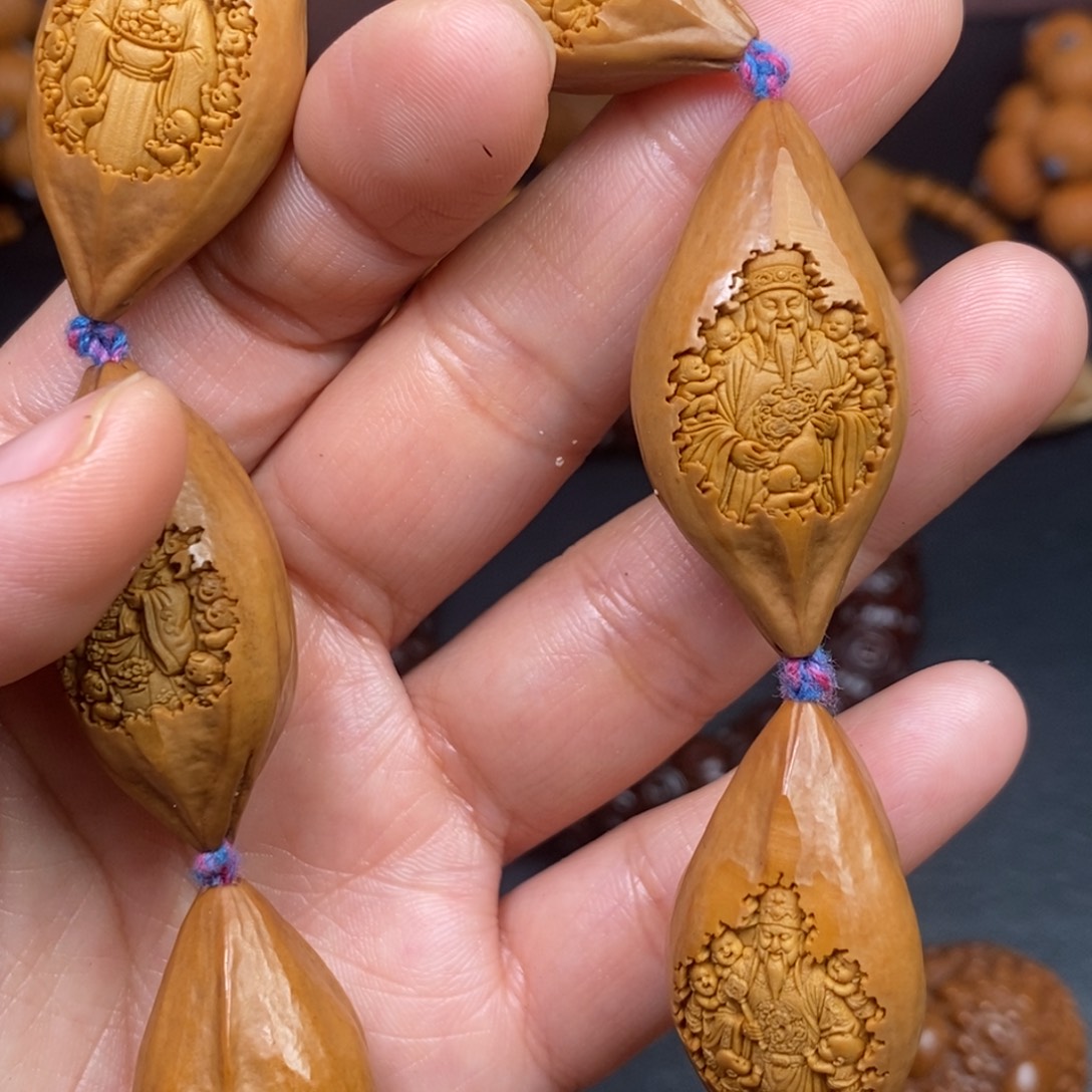 吊坠猴头核桃橄榄猴头