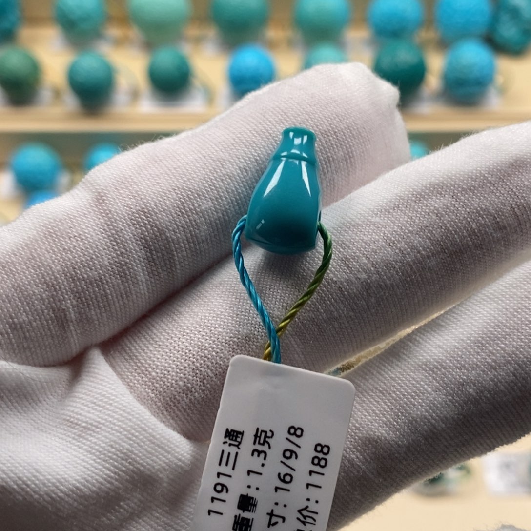 绿松石未镶嵌精品高瓷绿松石哦