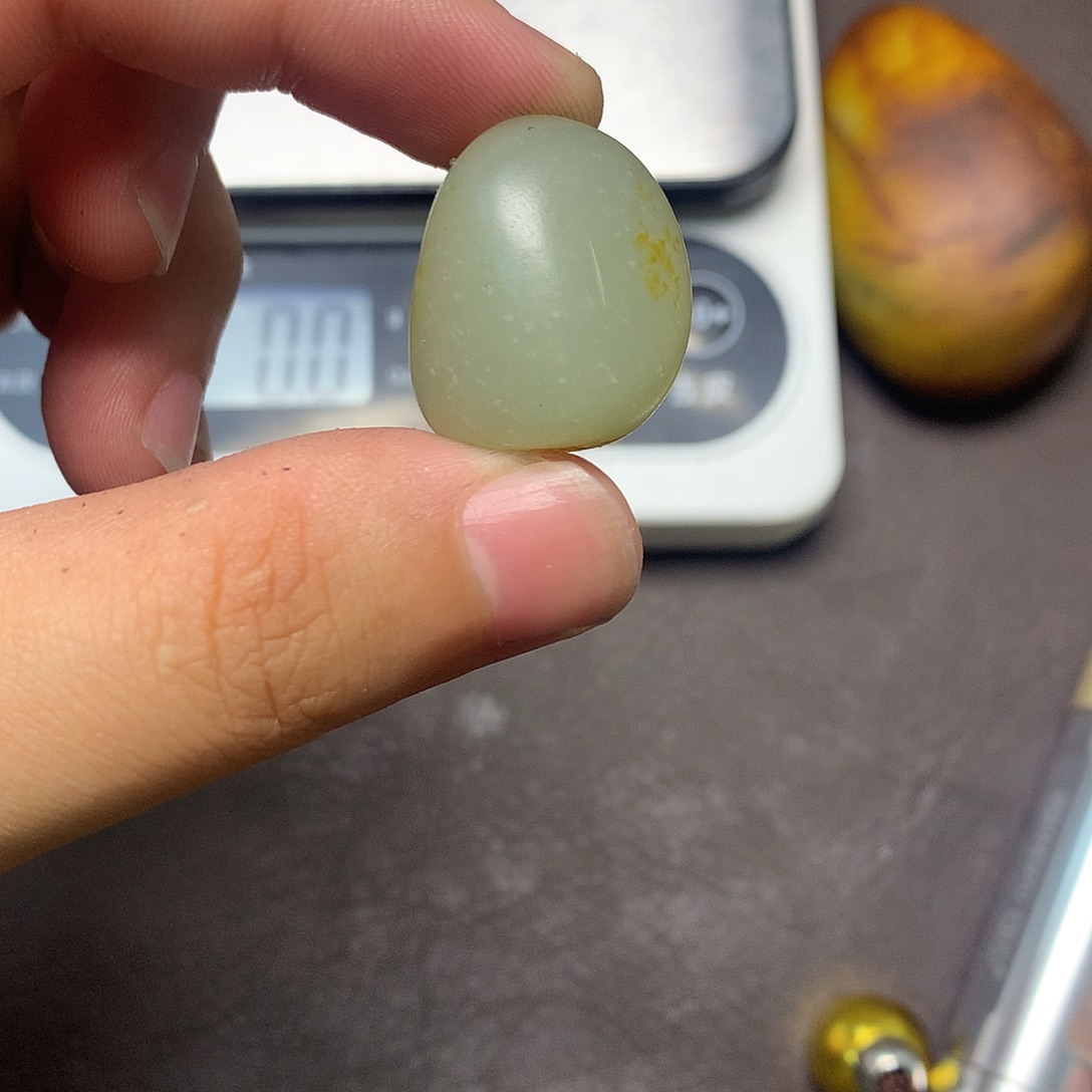 和田玉（糖玉）未镶嵌挂件