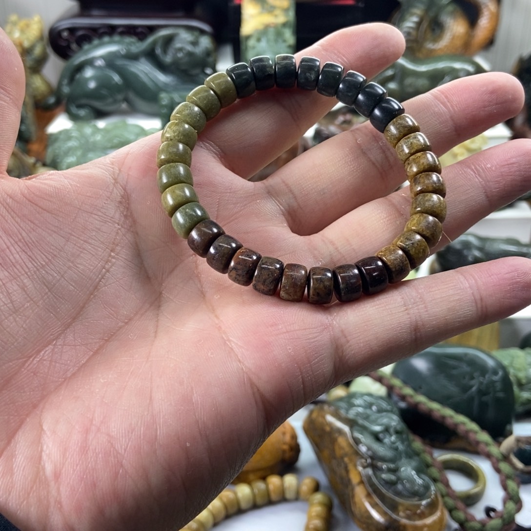 岫岩河磨玉（透闪石质玉）未镶嵌手串
