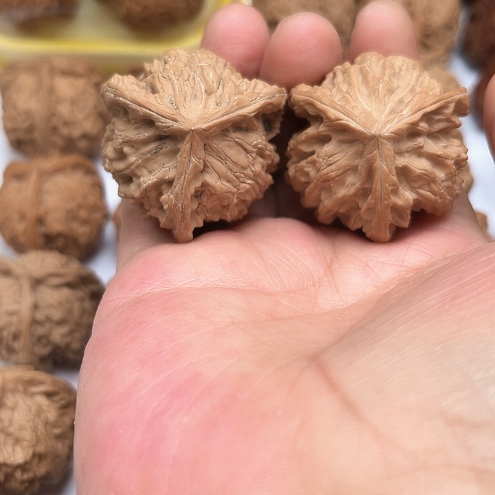 文玩核桃吊坠我想要