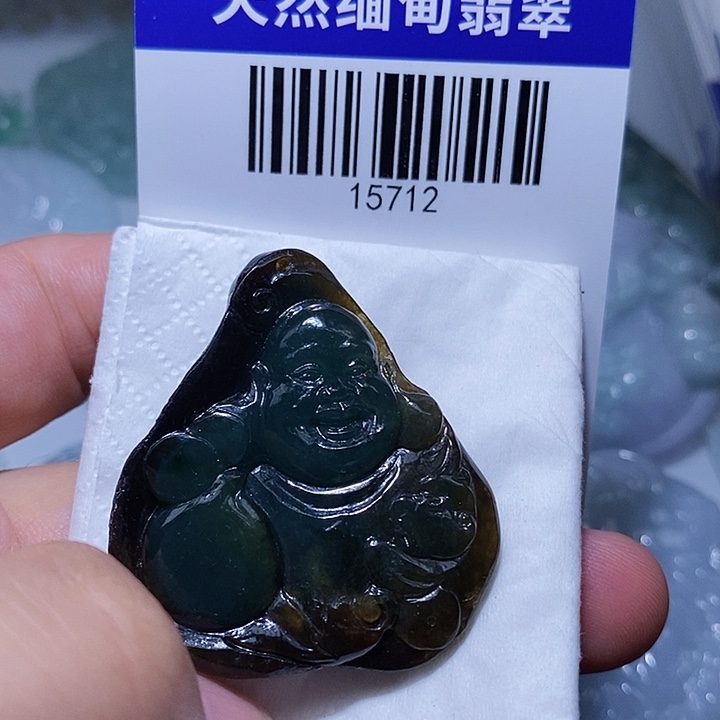你***攻翡翠未镶嵌颈饰天光墟翡翠市场现金代购
