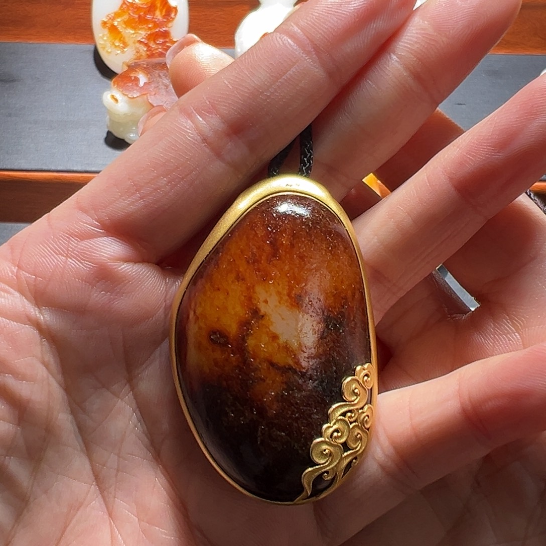 东***司和田玉未镶嵌手链