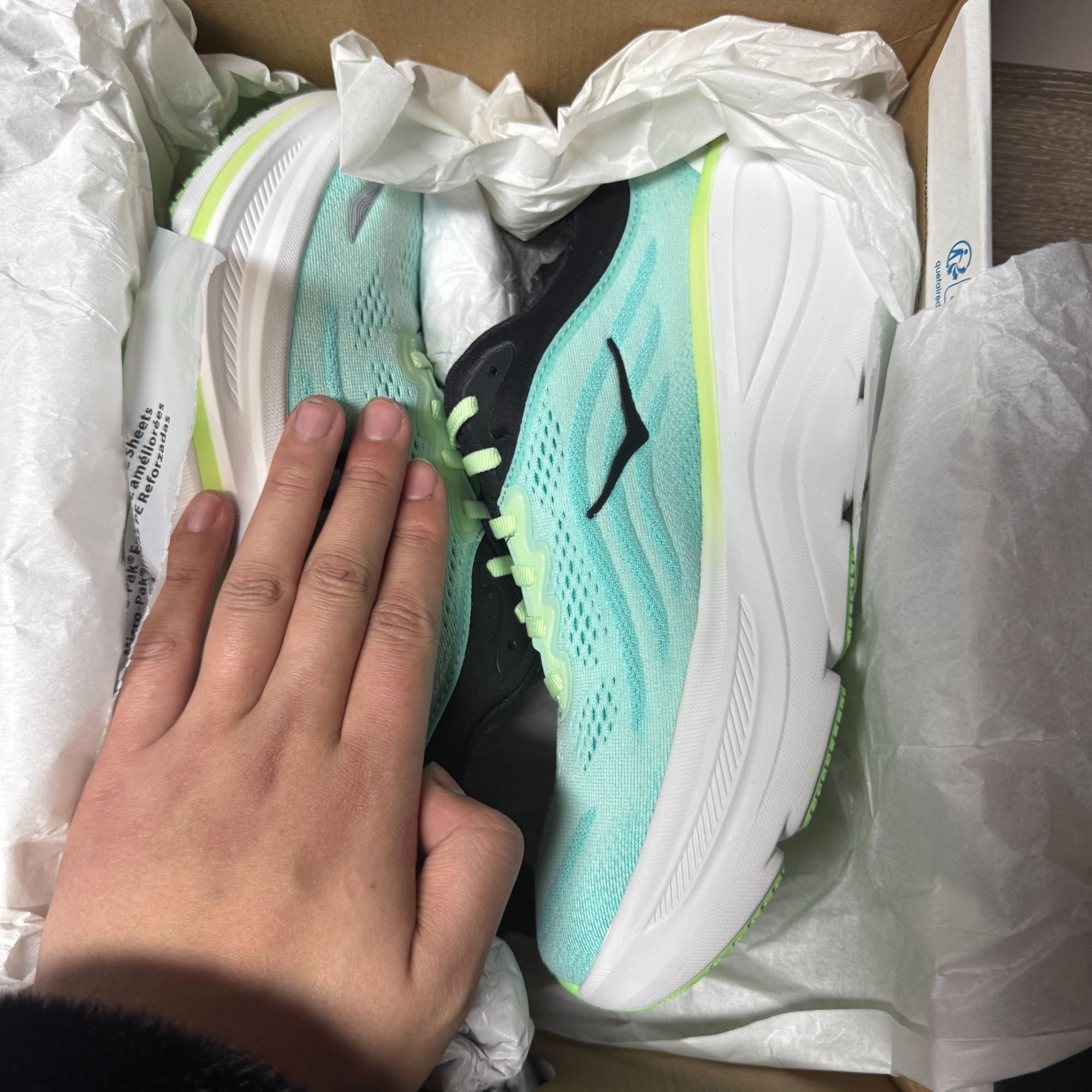 男女户外休闲鞋a304