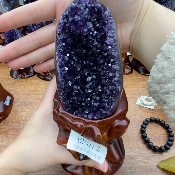 紫晶大型摆件（非配饰）未镶嵌
