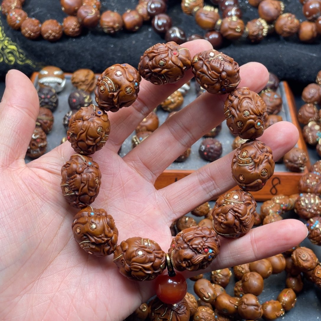 李***斌紫金鼠手串九转财神