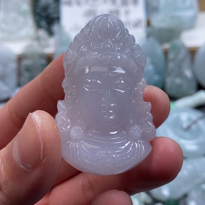翡翠颈饰未镶嵌杨*翡翠