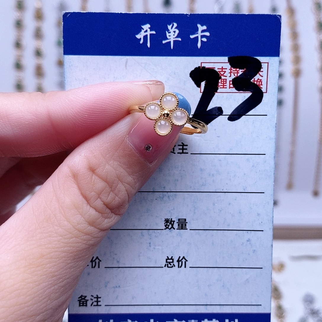 翡翠未镶嵌戒指戒指