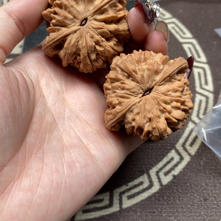 文玩核桃吊坠官帽微修