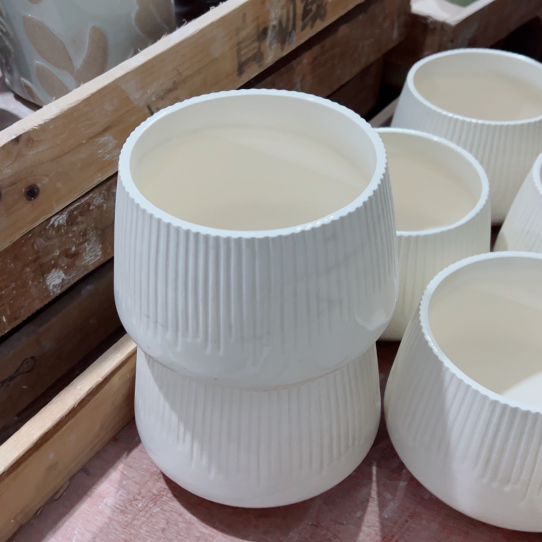 有孔，陶瓷花盆满10米包邮发货