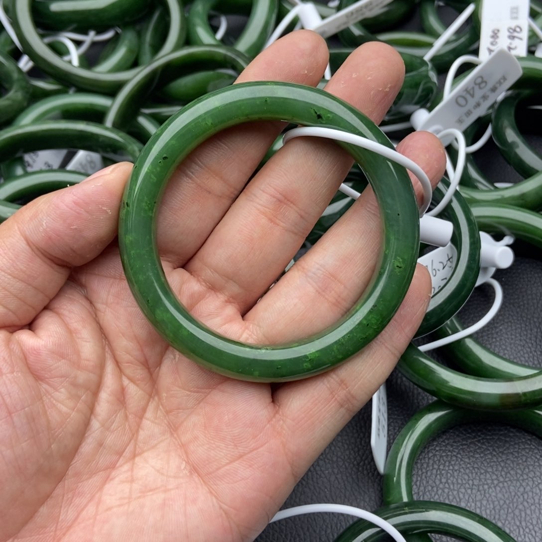 和田玉（碧玉）未镶嵌手镯13-58.1