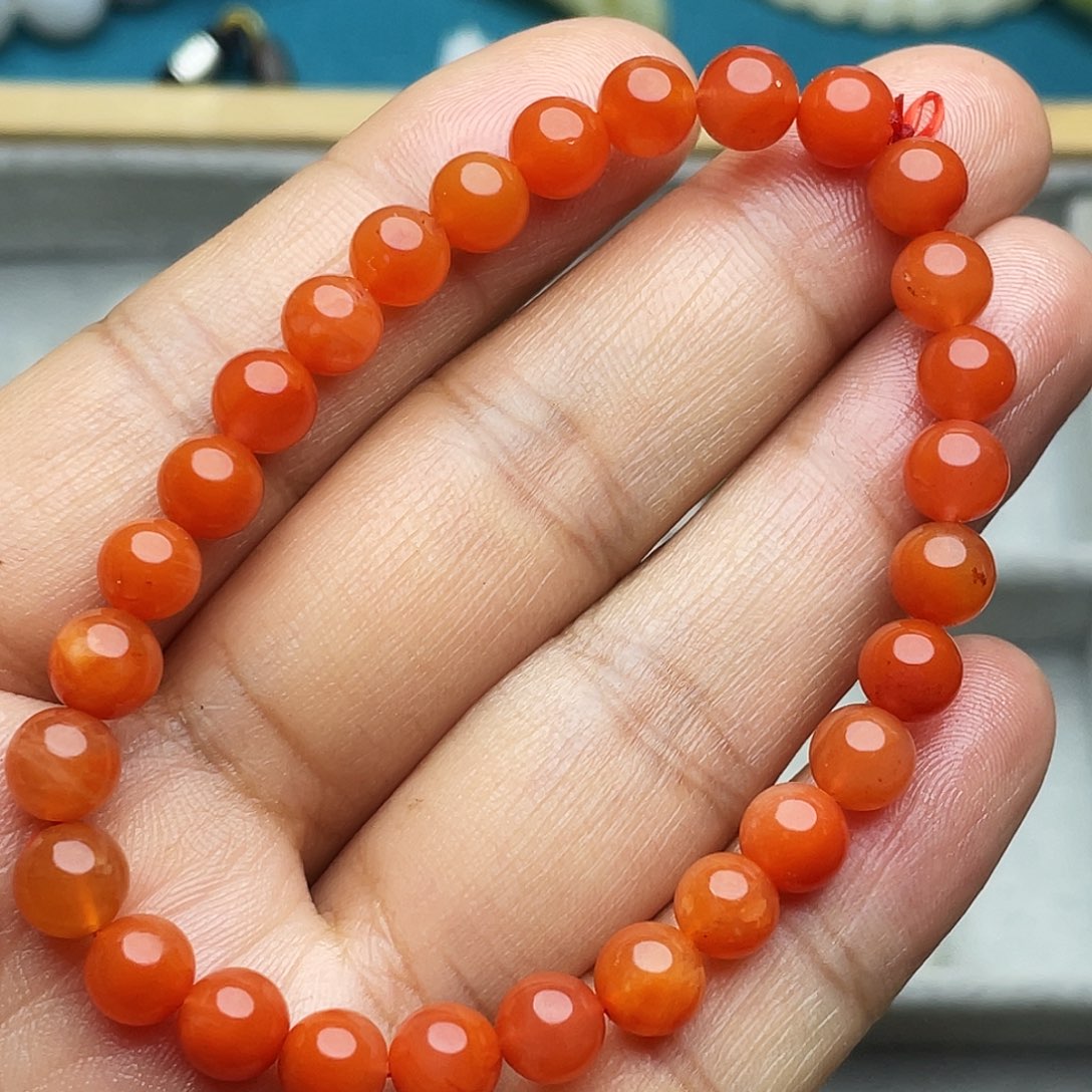 南红玛瑙颈饰未镶嵌