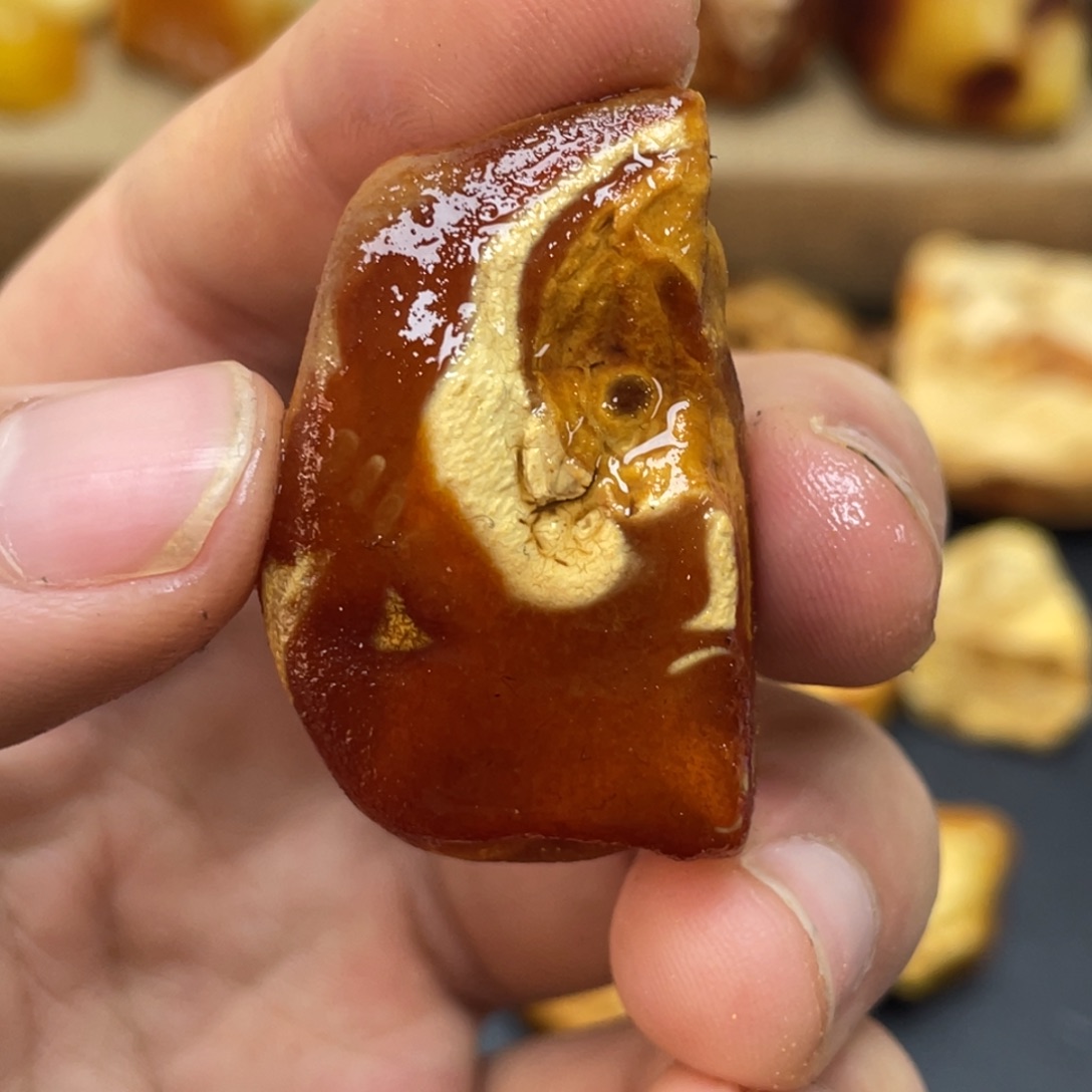 定制琥珀未镶嵌定制