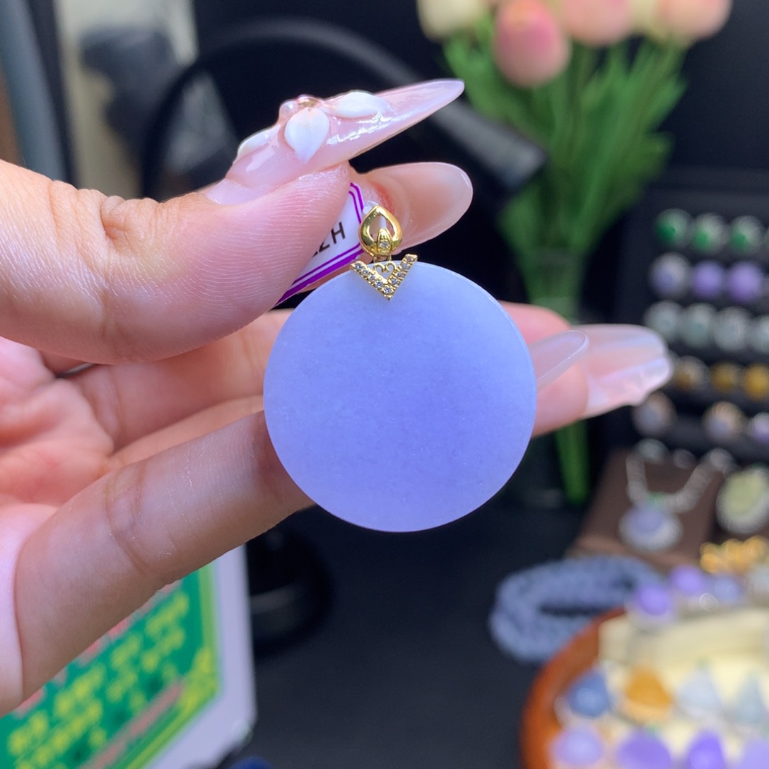 翡翠18K金镶嵌颈饰天然